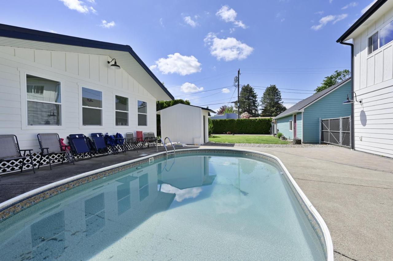 Brand New Custom Built Cottage In Downtown W/Pool! Salem Exterior photo